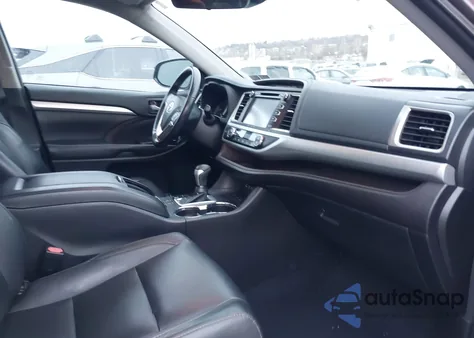 2018 Toyota Highlander Xle from USA, damaged, VIN 5TDJZRFH2JS836922